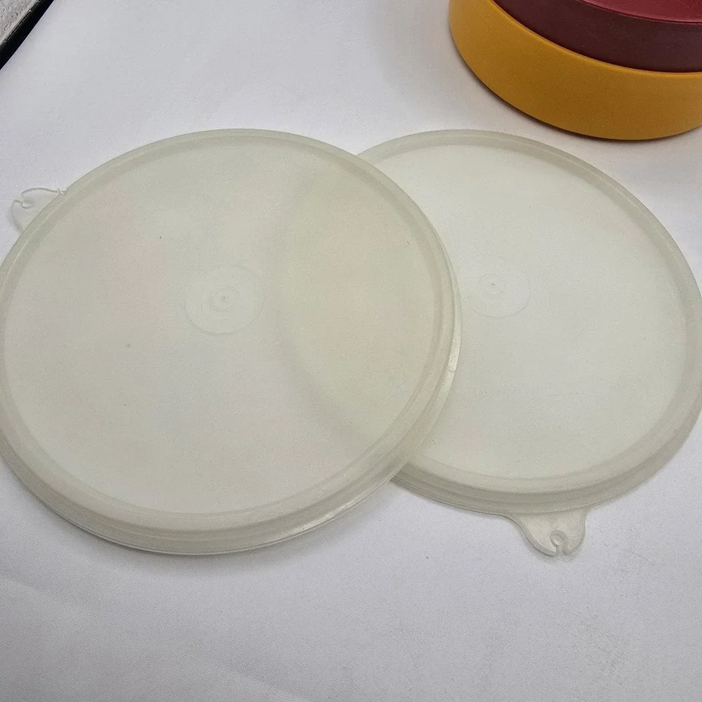 Vintage Tupperware #1405 Harvest Colors Wonder Cereal Bowl - Set Of 2 W Lids